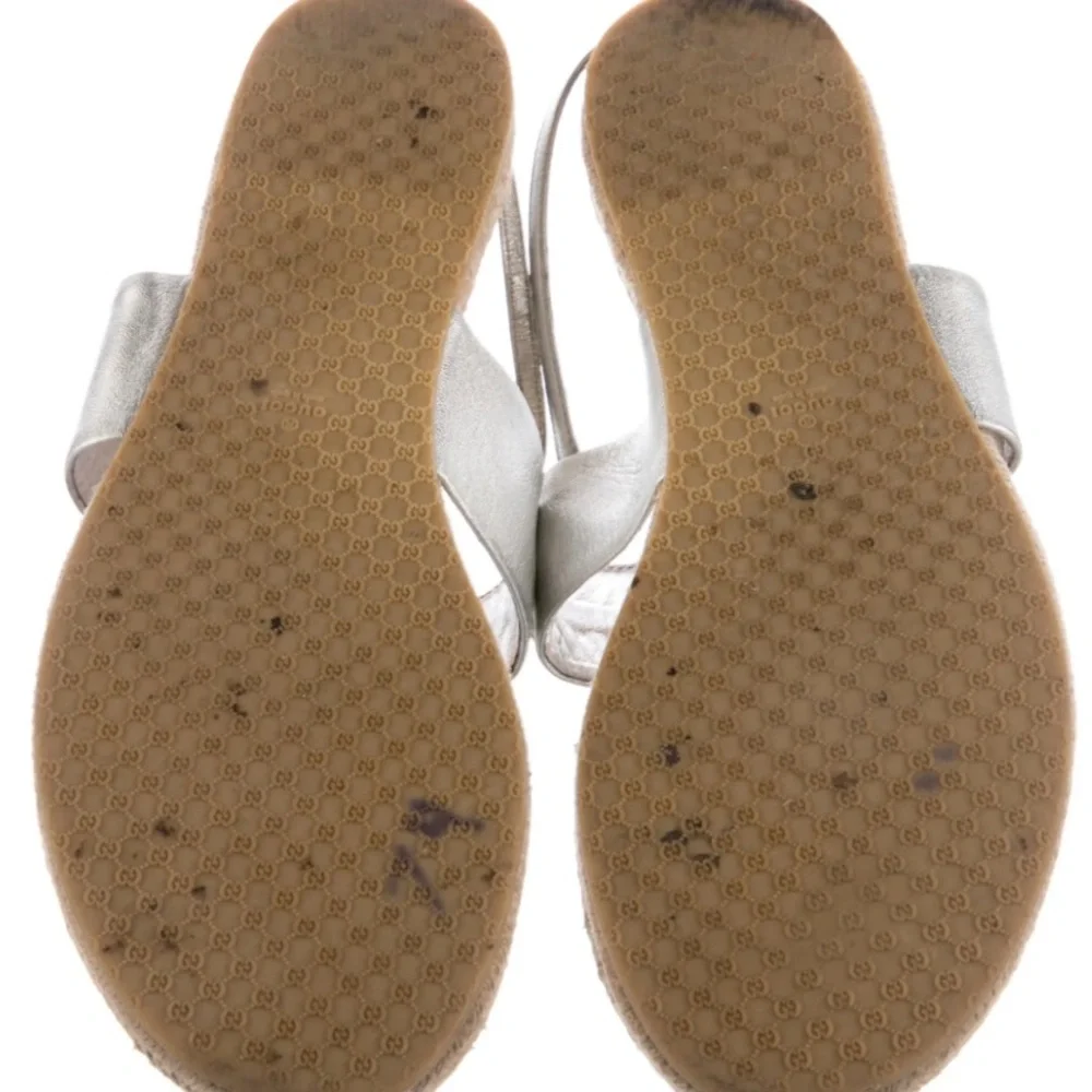 Gucci Horsebit T-Strap Espadrilles Leather Gold Straw Sandals Shoes 41/ 11